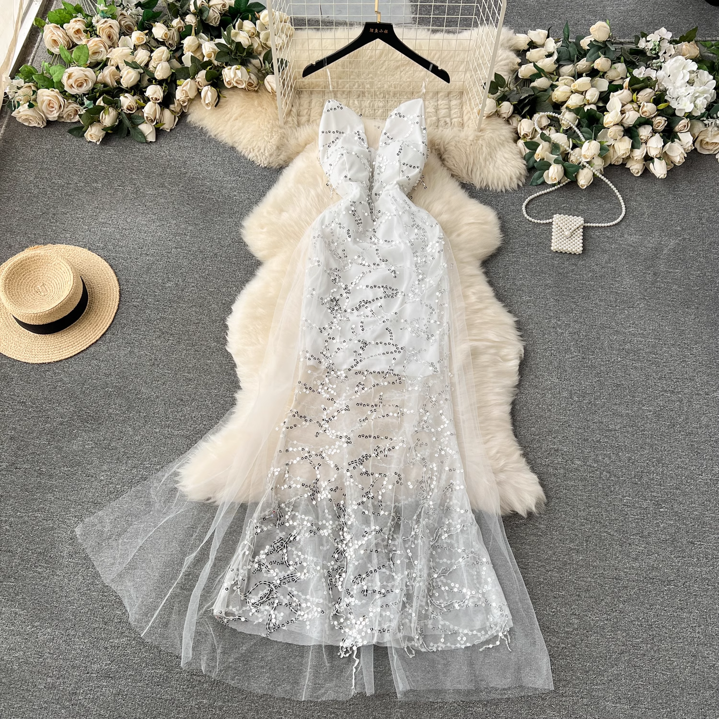 - White long summer dress GEU1245