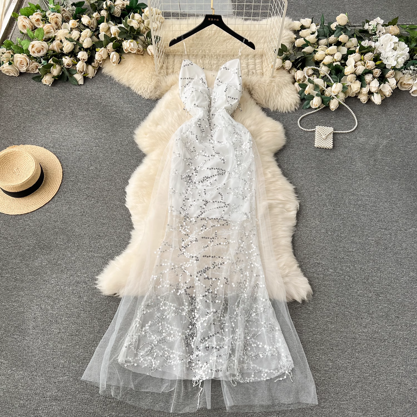 - White long summer dress GEU1245