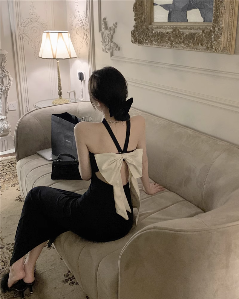 - Backless Black Dress GEU1535