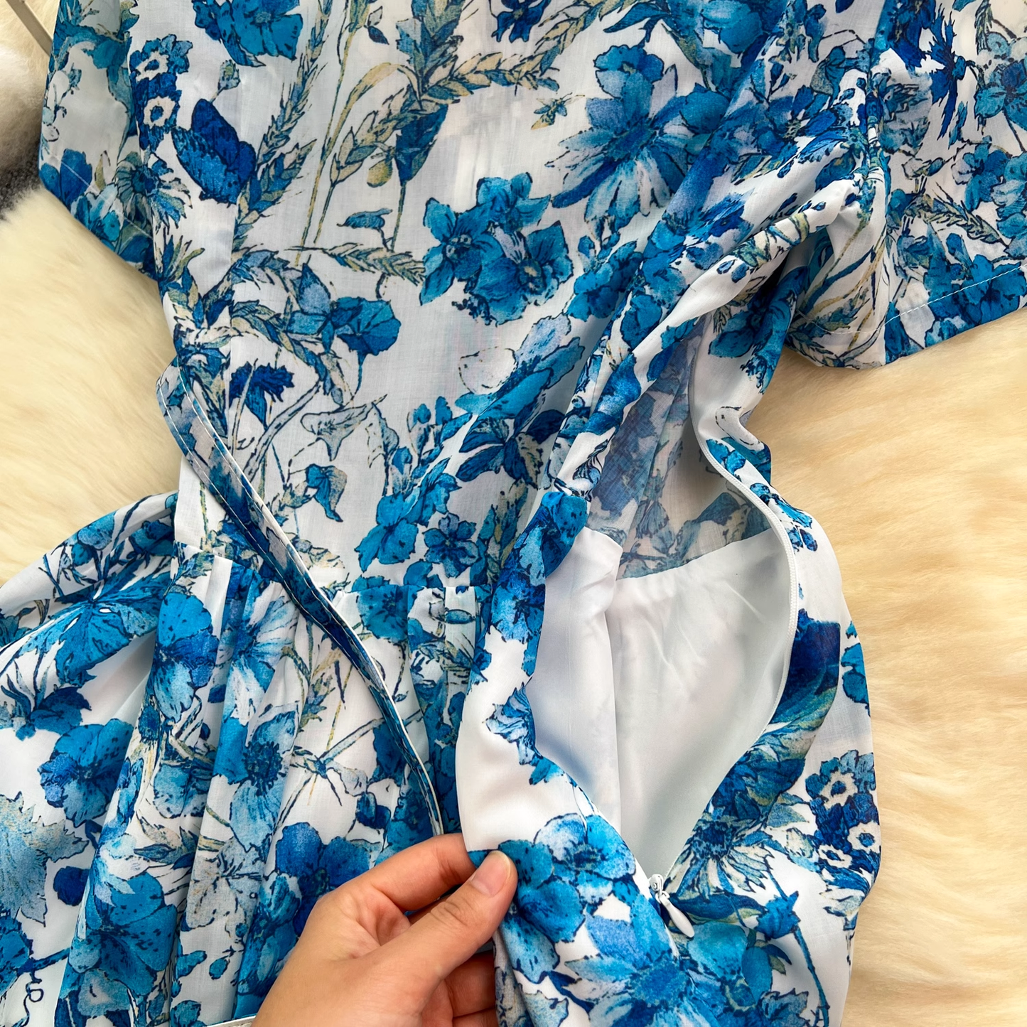 - Summer new retro elegant fashionable printed short-sleeved long dress GEU1117