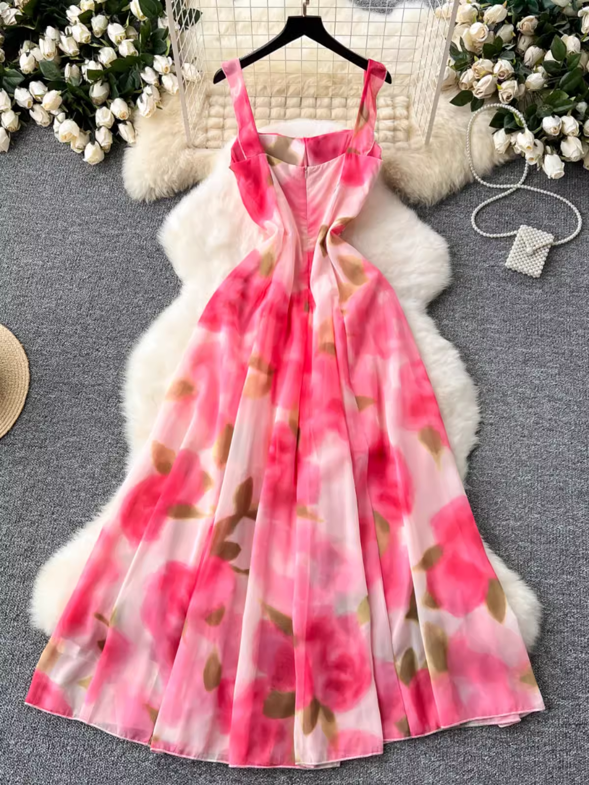 - Women's seaside holiday dress with rose print GEU1470
