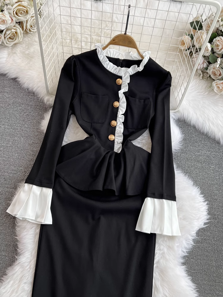 - Flared long-sleeve stand-up collar waist bodycon dress GEU991