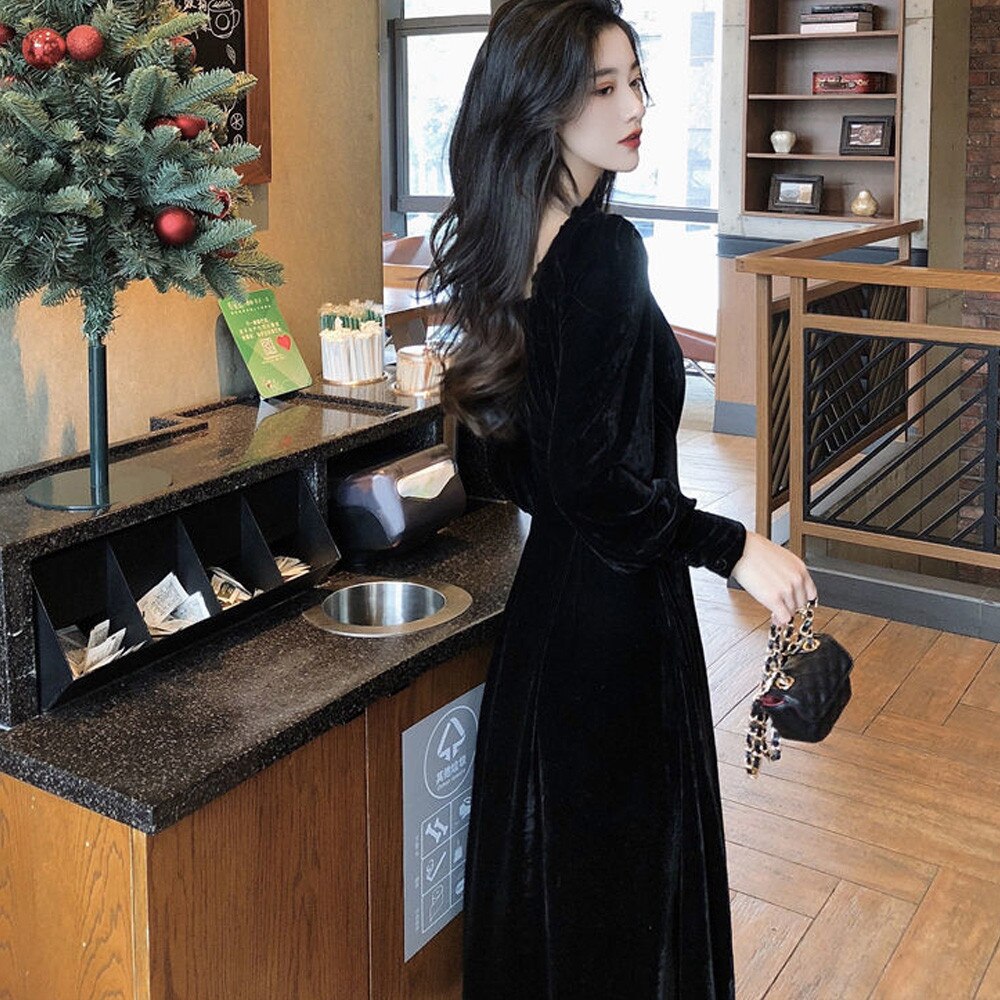vmtvr Vintage Black Velvet Dress Women Autumn Winter Warm Long Sleeve Maxi Dress French Elegant V-Neck Party Dresses