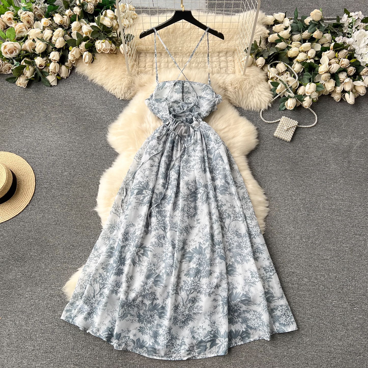 - Sexy suspender skirt retro print vacation dress GEU1183