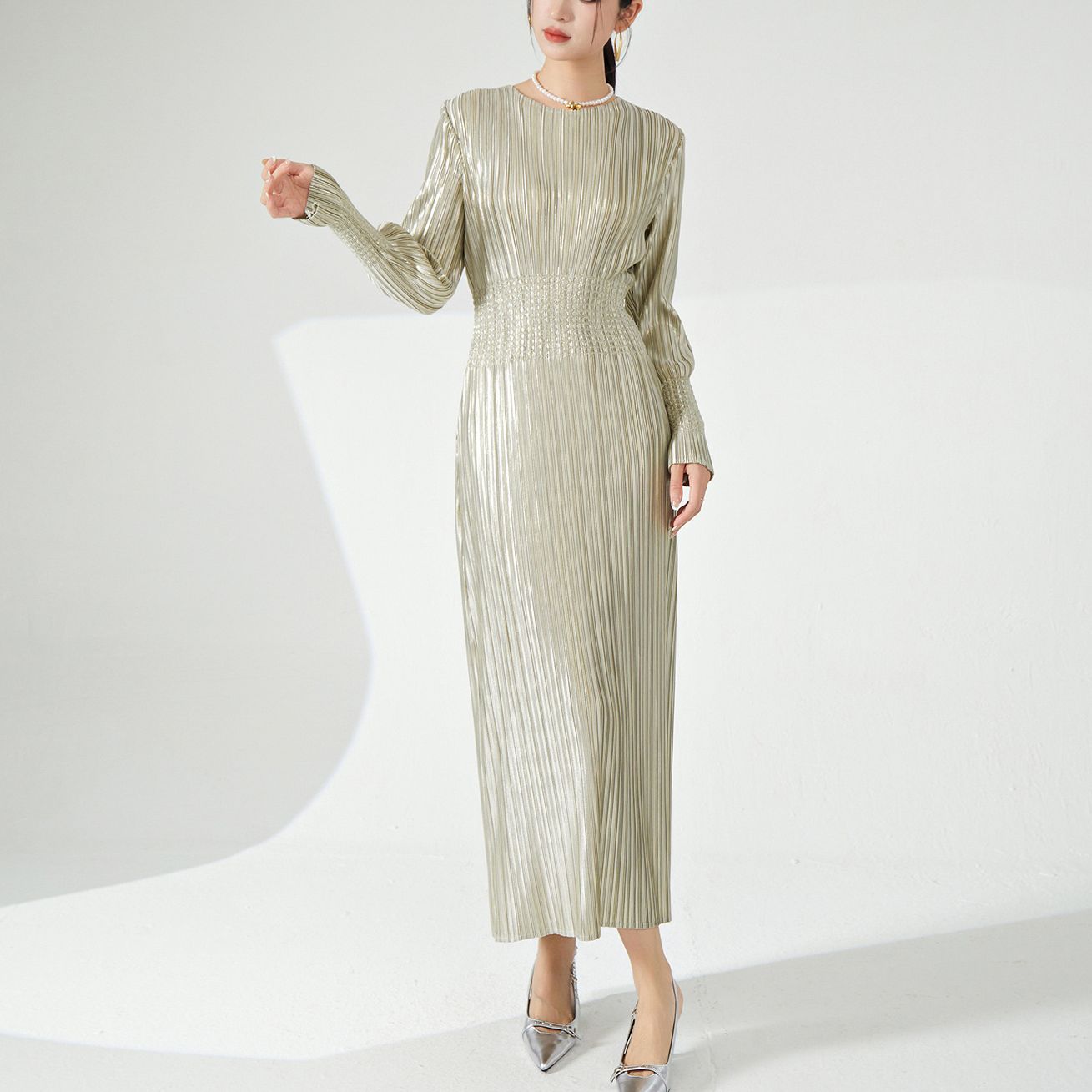 2025 High-end bronzing dress long-sleeved skirt autumn women's high-end Shenzhen Nanyou New women's clothing bottomed dress