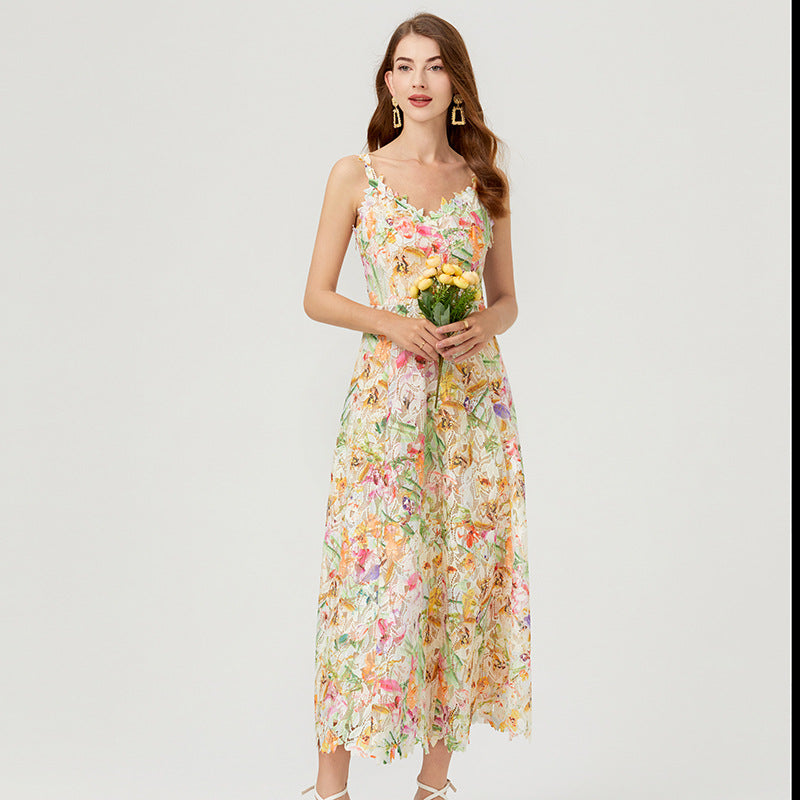 Real shot, niche color three-dimensional flower hollow embroidery suspender skirt women, water-soluble lace dress
