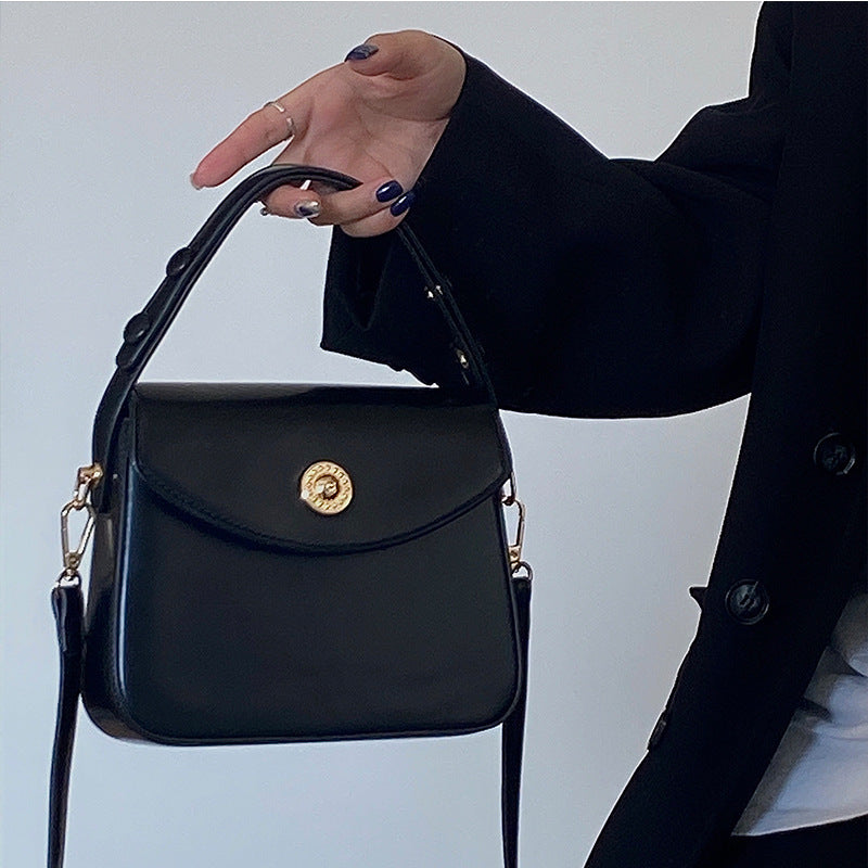 VMTVR 2025 Retro small square bag 2025 spring and summer new high-end handbag niche design messenger bag women's underarm bag