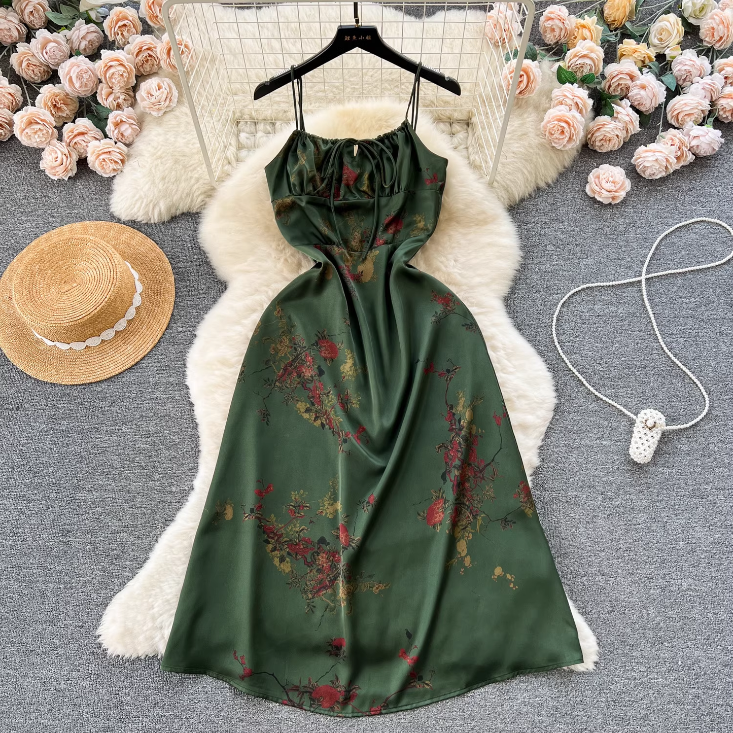 - Retro printed suspender dress GEU1214