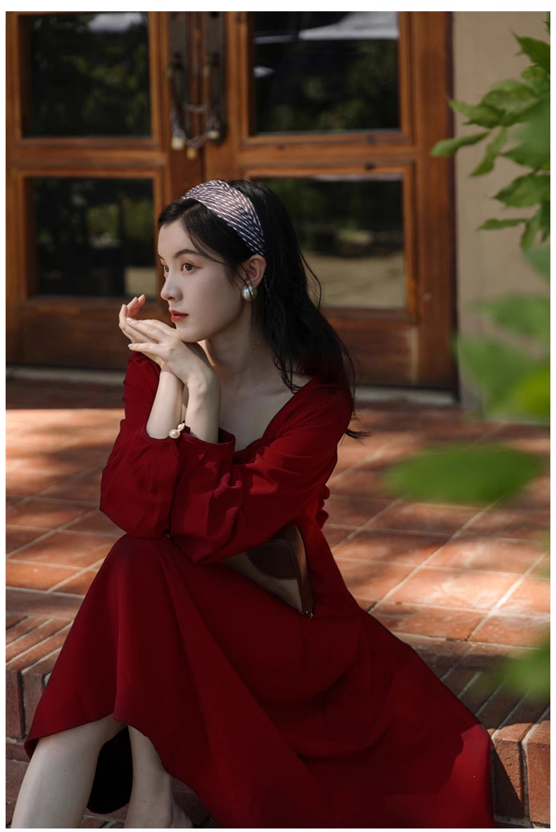 - Retro red three quarter sleeve dress GEU1547