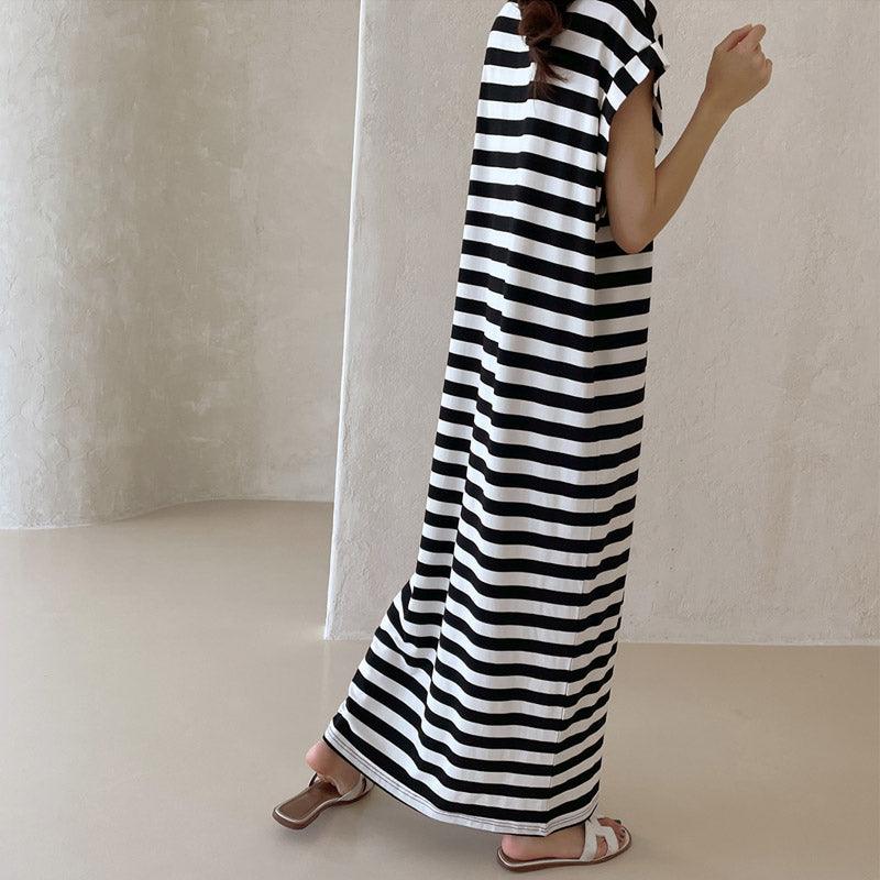 vmtvr - Simple Long Striped Comfy Dress