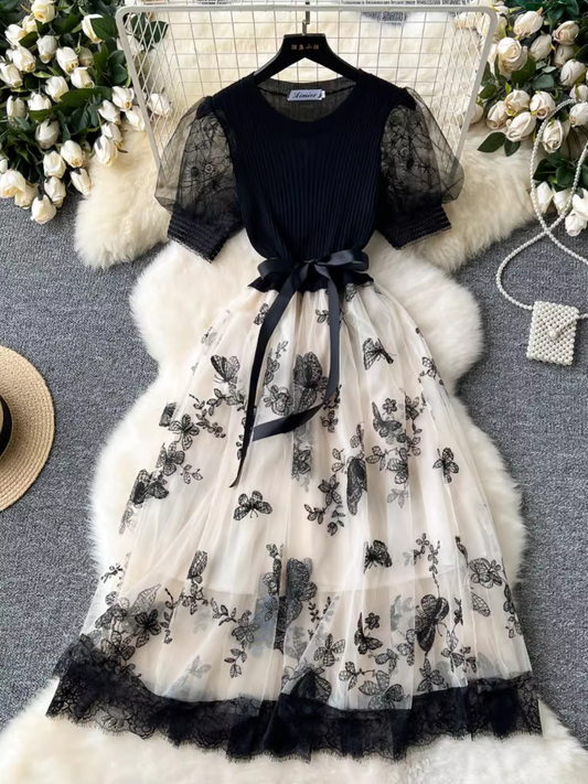 - Retro Elegant Dress Women Knitted Splicing Embroidery Butterfly Mesh Fluffy Fairy Long Dress  GEU1461