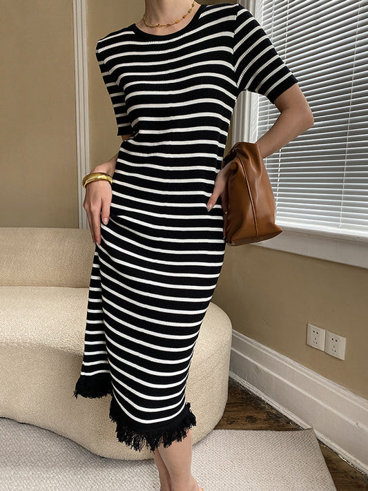 vmtvr - Short Sleeves Striped Tasseled Round-Neck Midi Dresses