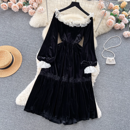 - Retro dress women's lace patchwork waist ruffle velvet dress GEU809