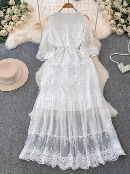 - women's summer retro high-end lace dress GEU1429