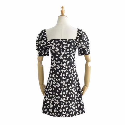 - Retro pastoral floral daisy slim square neck dress  GEU484