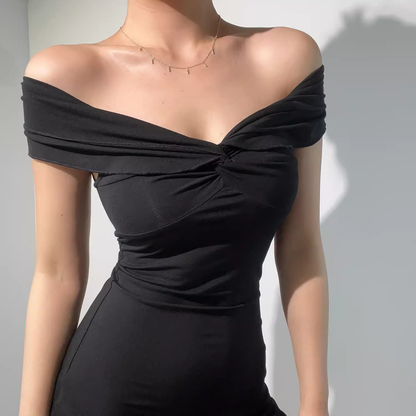 - Off the shoulder black dress  GEU1322