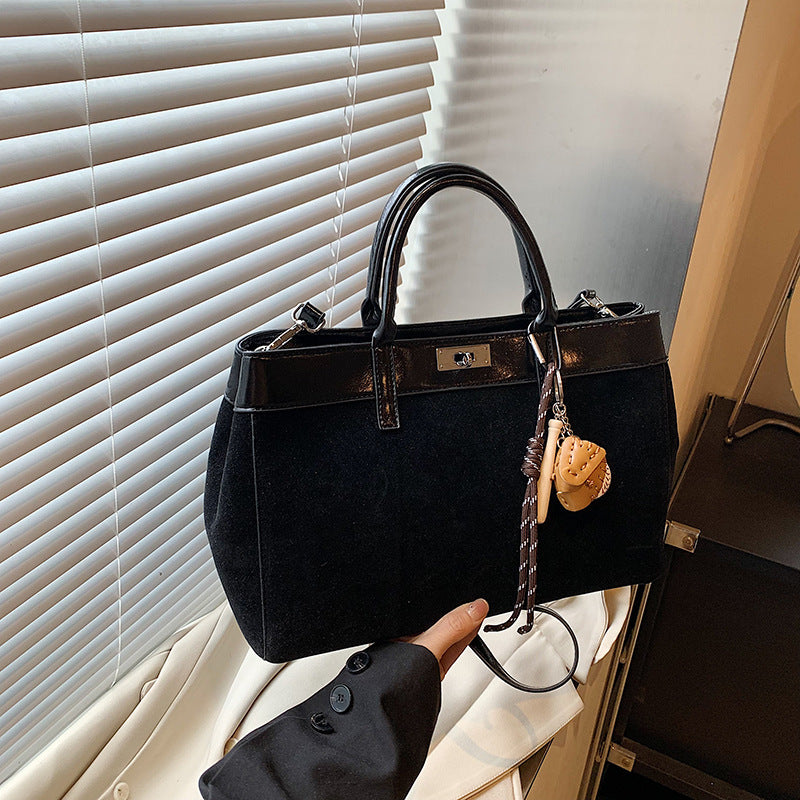 VMTVR 2025 Retro bag women's large-capacity armpit bag popular new casual messenger bag portable work commuter tote bag