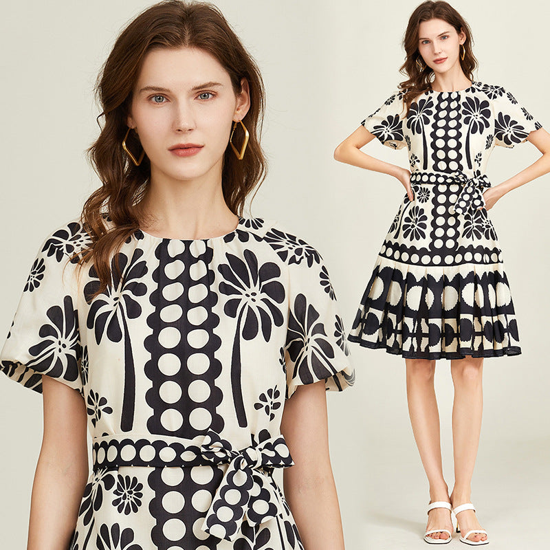 Real shot, summer new product classic black and white contrasting color cotton and linen printed lantern sleeve strap waist dress