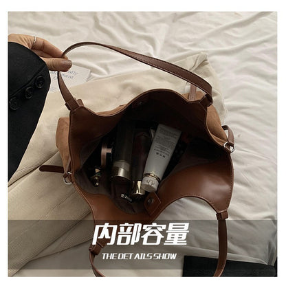 popular autumn hot-selling large-capacity retro tote bag new versatile matte bag women's commuting shoulder bag