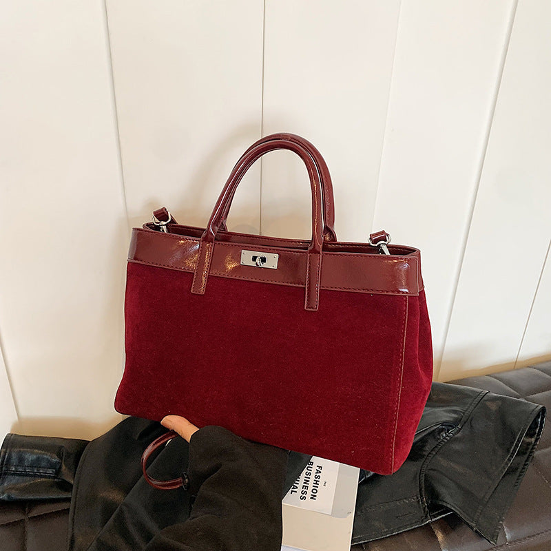 VMTVR 2025 Retro bag women's large-capacity armpit bag popular new casual messenger bag portable work commuter tote bag
