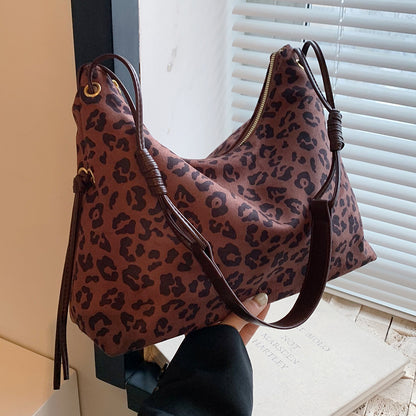 VMTVR 2025 Retro leopard print Popular style small bag shoulder messenger bag popular new trend fashion versatile popular tote bag women