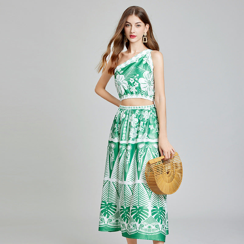 Real shot, summer new product asymmetrical design slanted shoulder suspender top + elastic waist skirt, two-piece set