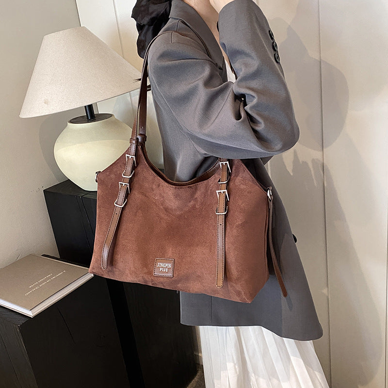 popular autumn hot-selling large-capacity retro tote bag new versatile matte bag women's commuting shoulder bag