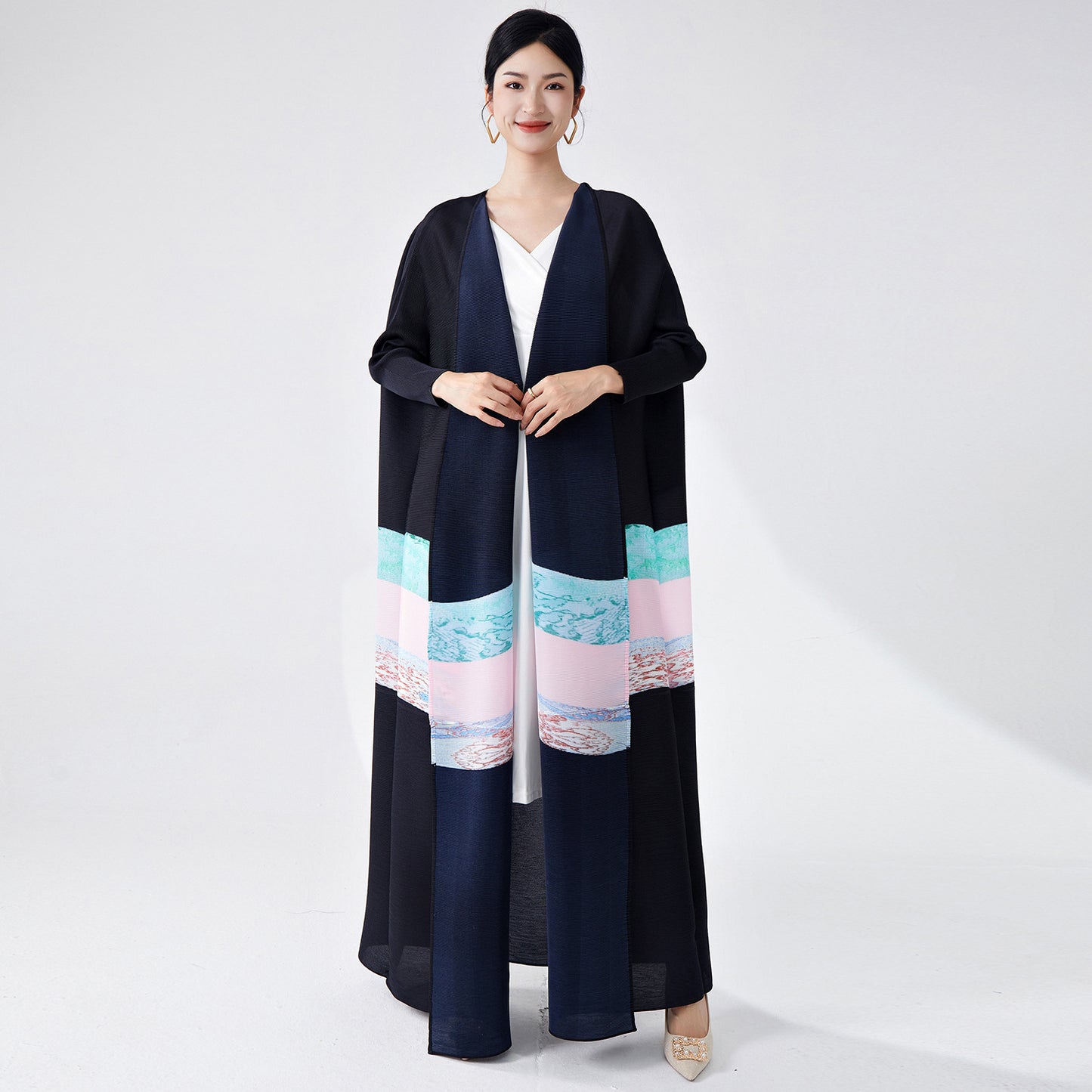 2025 Middle East women's robes are hot, high-end loose large-size cardigan jacket, Muslim decorative robe