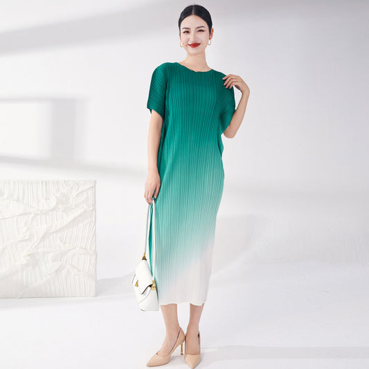 2025 hot-selling dresses summer women's summer temperament high-end fashion gradual change round neck short sleeves loose and thin skirt tide