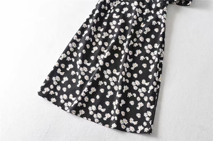- Retro pastoral floral daisy slim square neck dress  GEU484