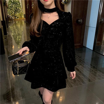 Women's Christmas party red gold velvet mini dress fall and winter new velvet design sense of temperament small black dress