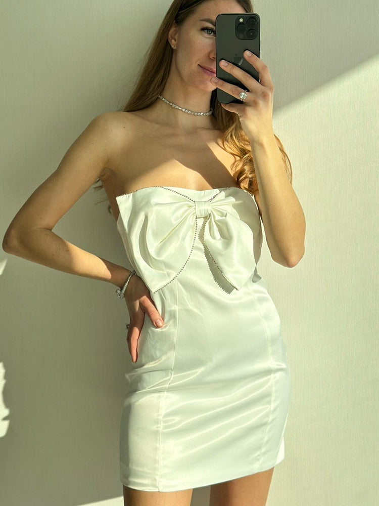 Suninheart Sexy Satin Strapless White Bodycon Dress Mini Diamonds Bow Wedding Guest Night Party Dresses Summer Women Dress 2023