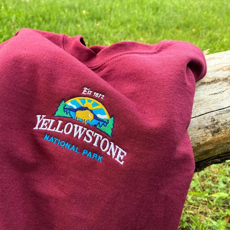 -Retro sports style outfit streetwear 90s fashion Yellowstone National Park Embroidered Wine Red Unisex Sweatshirts Long Sleeve Loose Cotton Crewneck Autumn Vintage Pullovers