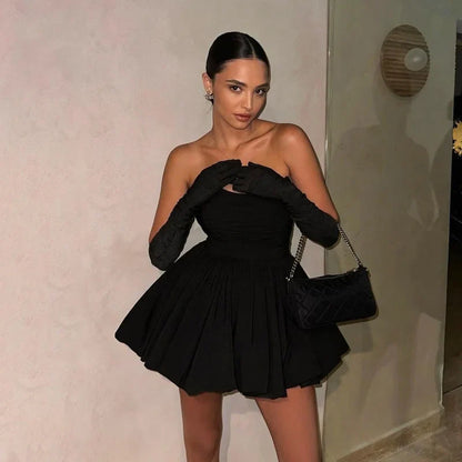 New Sexy Nightclub Birthday Party Dress Sweet Tube Top Short Skirt Hepburn Style Pleated Black DressALine Skirt Women Dress