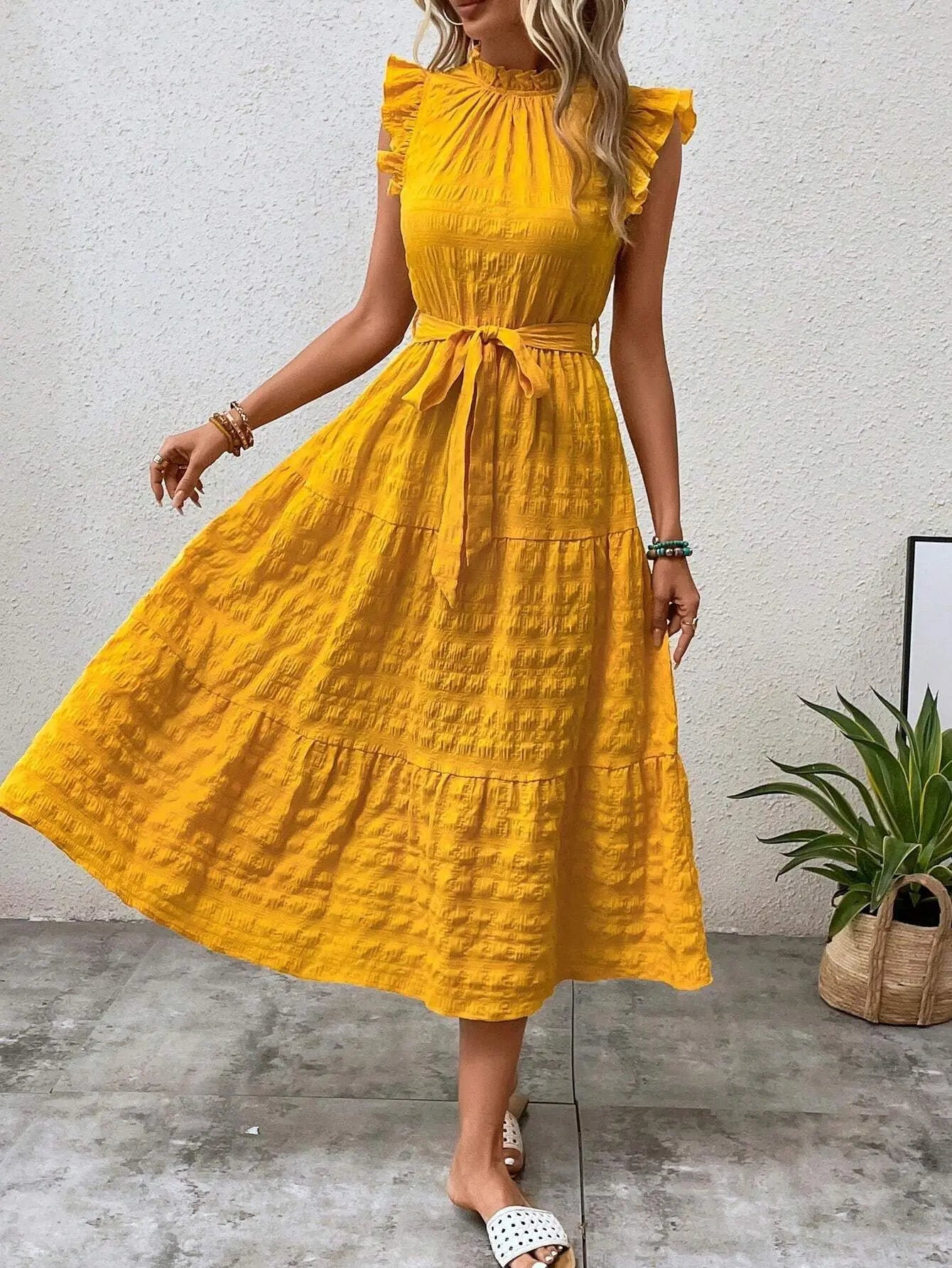 vmtvr  -  Ladies summer new fashion ruffled flying sleeves lace-up textured dress Office Lady dress