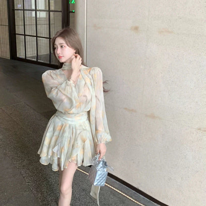 vmtvr  -  Dresses New in Summer Dress Floral Print V-Neck Long Sleeve Chiffon Women's Yellow Gentle Design Cinched Waist  Short Skirt