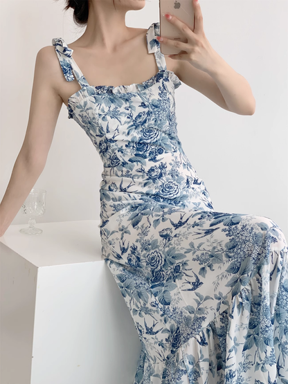 vmtvr- Blue and white porcelain floral square neck suspender dress GEU466