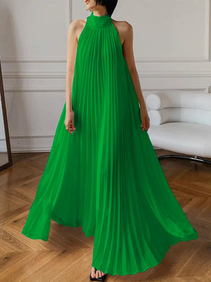 A-Line Sleeveless Pleated Solid Color Halter-Neck Maxi Dresses